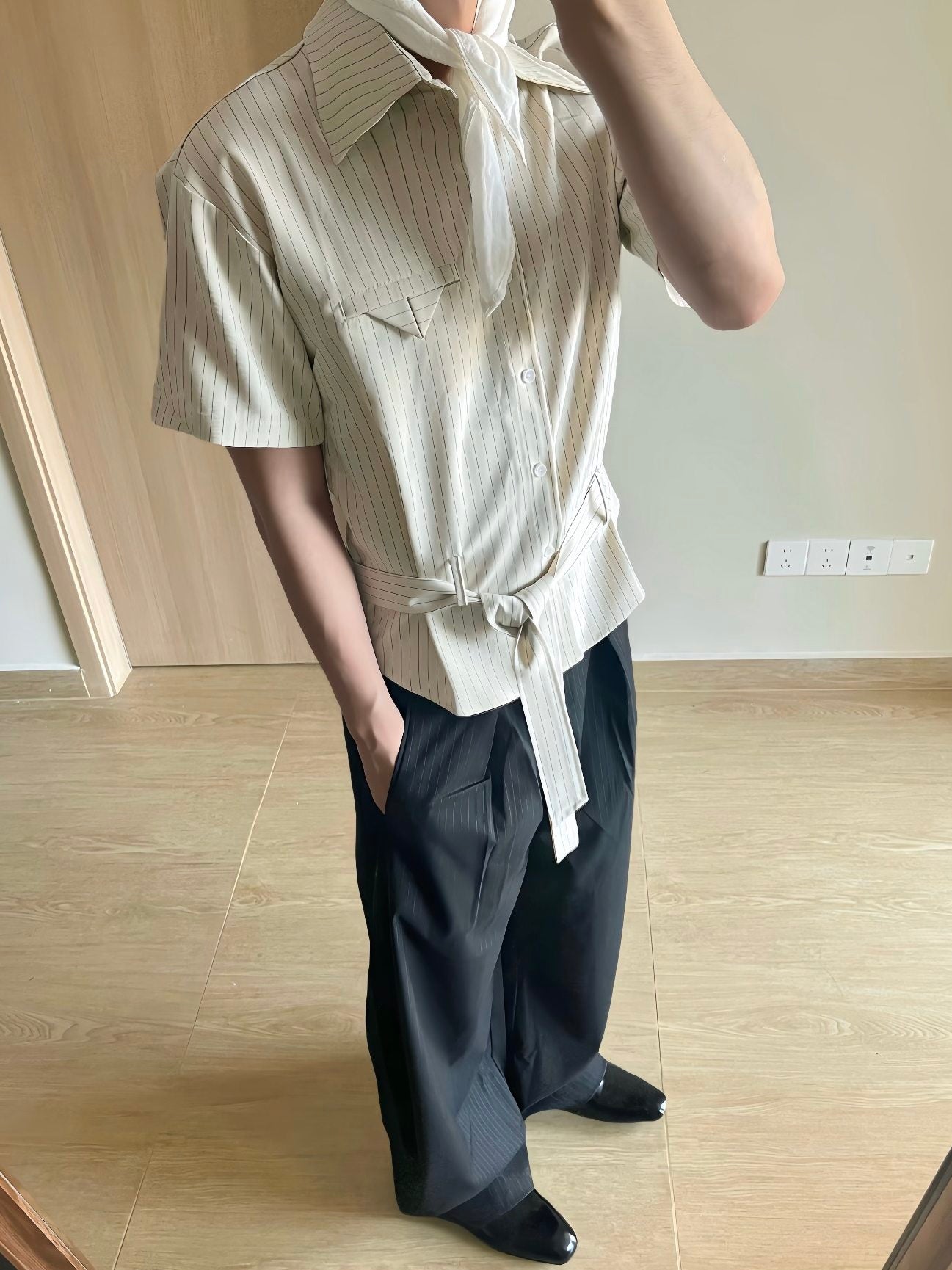 Draped Anti-Wrinkle Striped Tie Short Sleeve Shirt