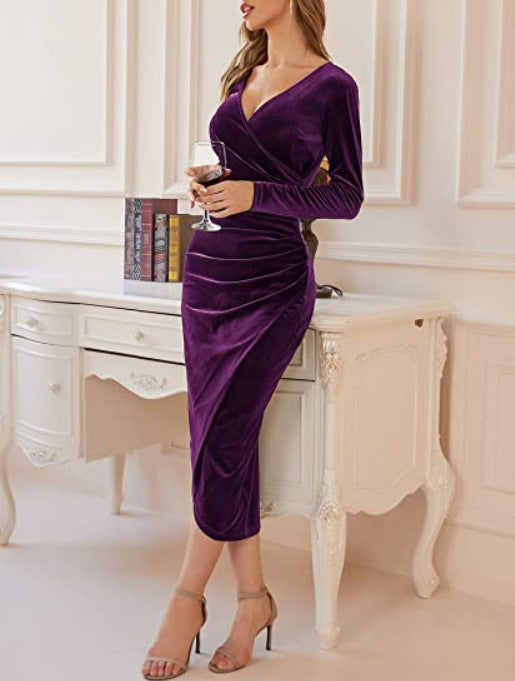 Elegant Gold Velvet Sheath Dress