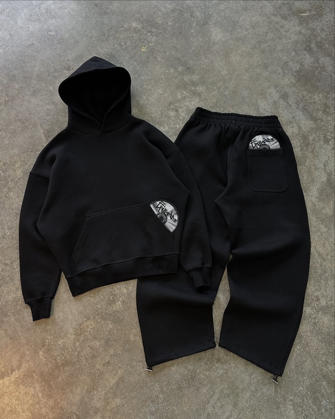 Retro Print Pullover Hoodie and Trousers Set
